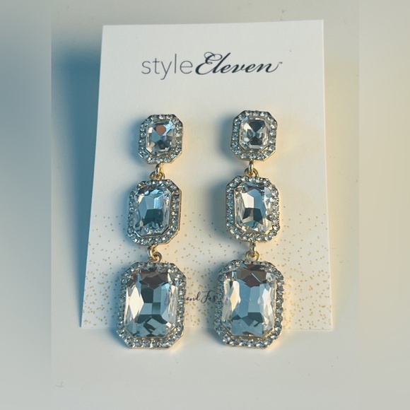 Crystal Windows - Picture 2 of 6